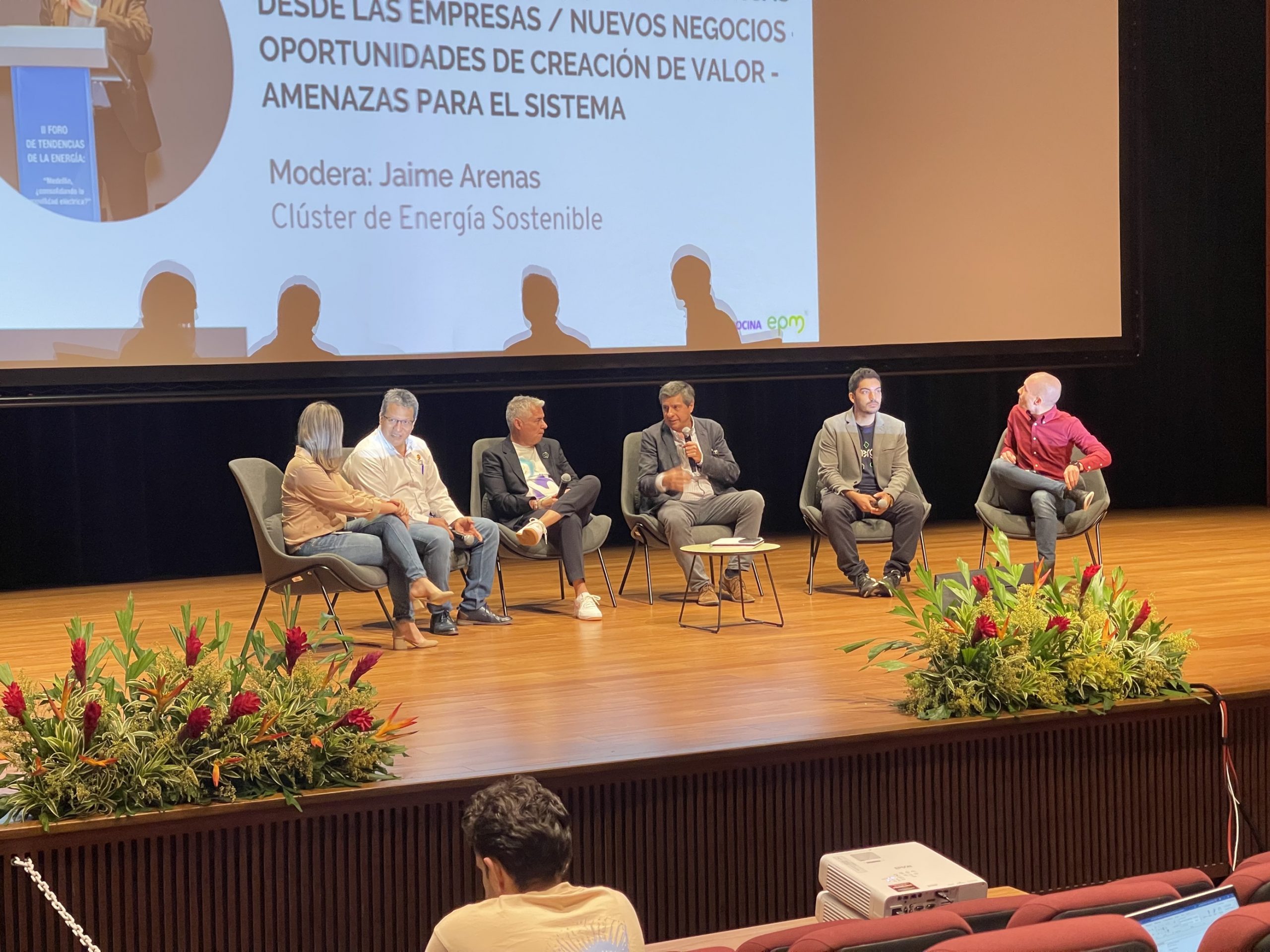 El poder de la colaboración: Simposio Latinoamericano fomenta la creación de redes para el avance de las Comunidades Energéticas
